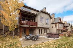 Mountain Modern Home w Pool Private Hot Tub & Walk-out Access to Cross-country Skiing